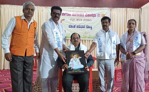 ವೈದಿಕ ಪರಂಪರೆಗೆ ಲಿಂಗಾಯತರು ಬಲಿಯಾಗುತ್ತಿರುವದು ವಿಪರ್ಯಾಸ; ಸಿದ್ದು ಯಾಪಲಪರವಿ