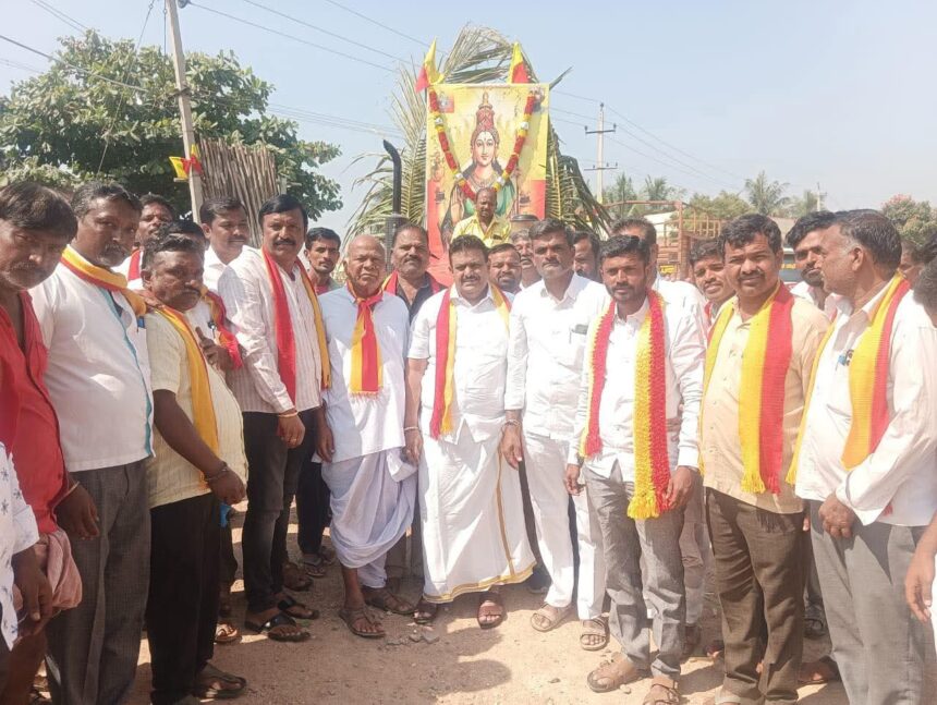 ಅದ್ದೂರಿಯಾಗಿ ಜರುಗಿದ 70ನೇ ಕನ್ನಡ ರಾಜ್ಯೋತ್ಸವ ಅದ್ದೂರಿಯಾಗಿ ಜರುಗಿದ 70ನೇ ಕನ್ನಡ ರಾಜ್ಯೋತ್ಸವ